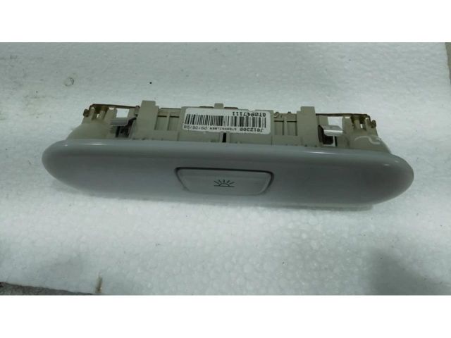 bontott AUDI A4 B8 Beltér Világítás Hátsó