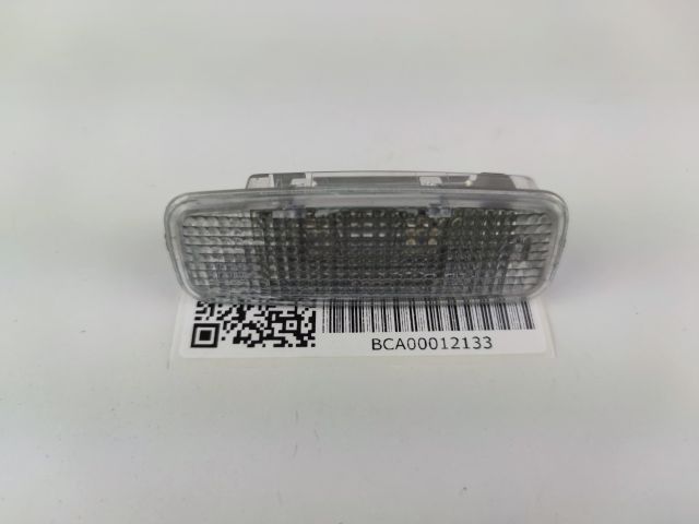 bontott AUDI A4 B8 Beltér Világítás Hátsó