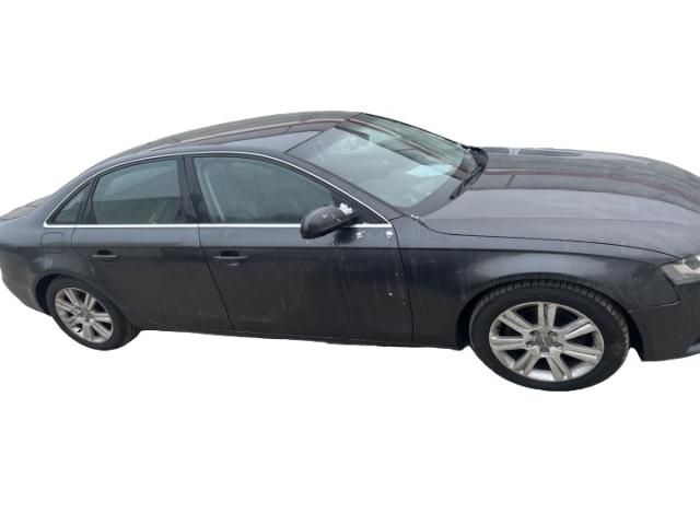 bontott AUDI A4 B8 Biztosítéktábla Doboz