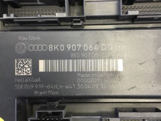 bontott AUDI A4 B8 Biztosítéktábla Utastér