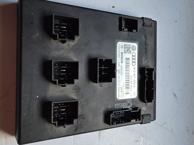 bontott AUDI A4 B8 Biztosítéktábla Utastér