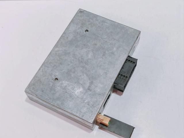 bontott AUDI A4 B8 Bluetooth Elektronika