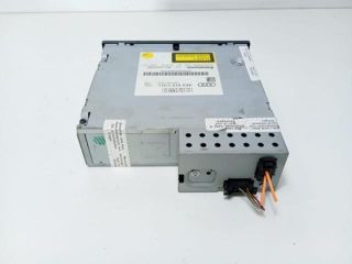 bontott AUDI A4 B8 CD / DVD Tár