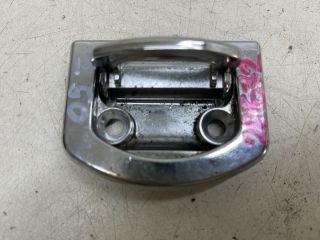 bontott AUDI A4 B8 Csomagrögzítő