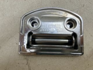 bontott AUDI A4 B8 Csomagrögzítő