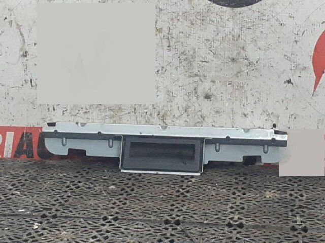 bontott AUDI A4 B8 Csomagtér Nyitó Kar / Gomb