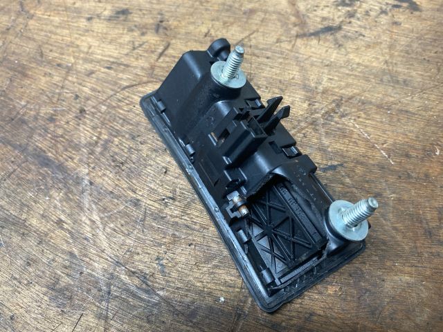 bontott AUDI A4 B8 Csomagtér Nyitó Kar / Gomb