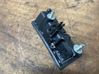 bontott AUDI A4 B8 Csomagtér Nyitó Kar / Gomb