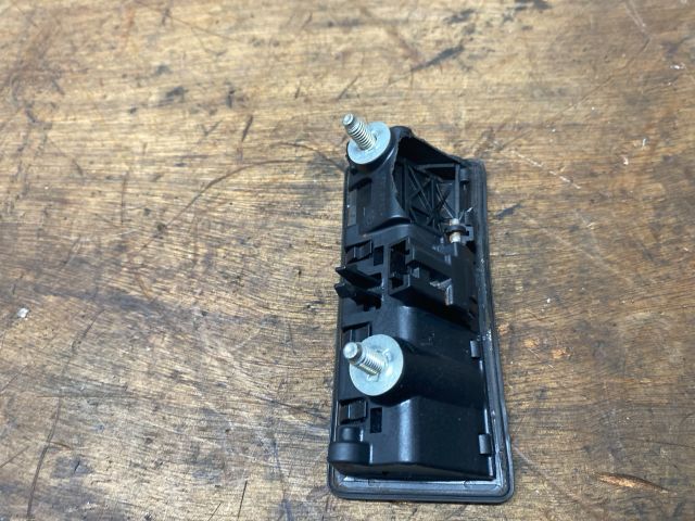 bontott AUDI A4 B8 Csomagtér Nyitó Kar / Gomb