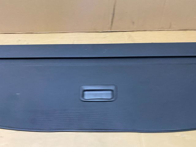 bontott AUDI A4 B8 Csomagtér Roló