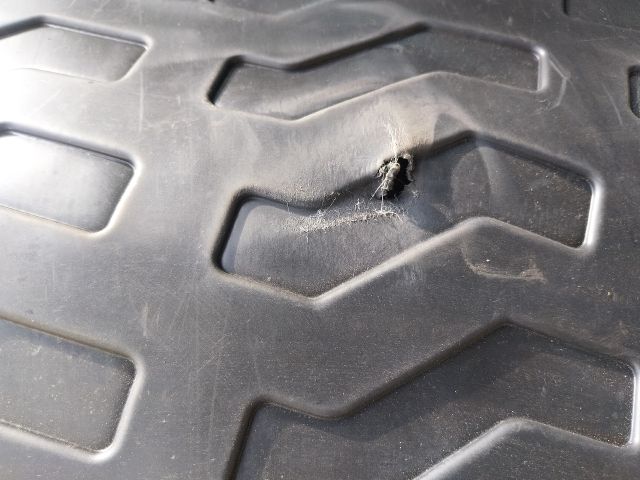 bontott AUDI A4 B8 Csomagtér Tálca