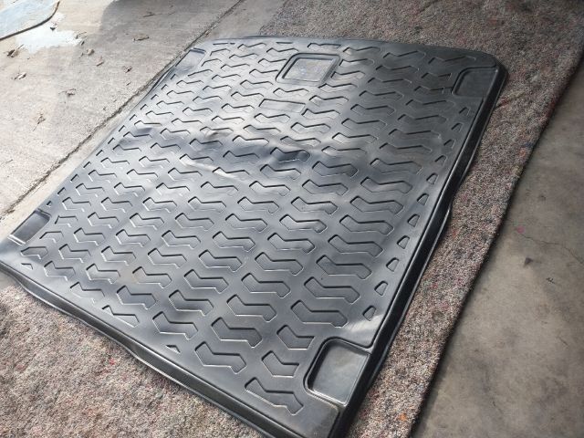 bontott AUDI A4 B8 Csomagtér Tálca