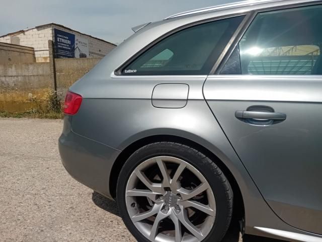 bontott AUDI A4 B8 Csomagtérajtó Burkolat (Részeivel)