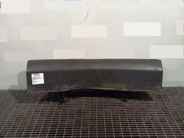 bontott AUDI A4 B8 Csomagtérajtó Díszléc