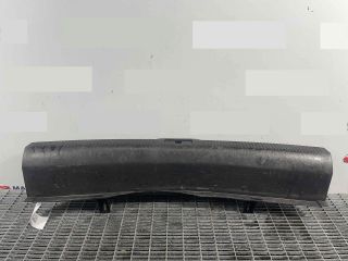 bontott AUDI A4 B8 Csomagtérajtó Díszléc