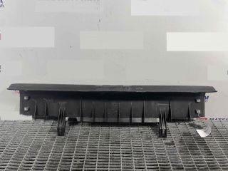 bontott AUDI A4 B8 Csomagtérajtó Díszléc