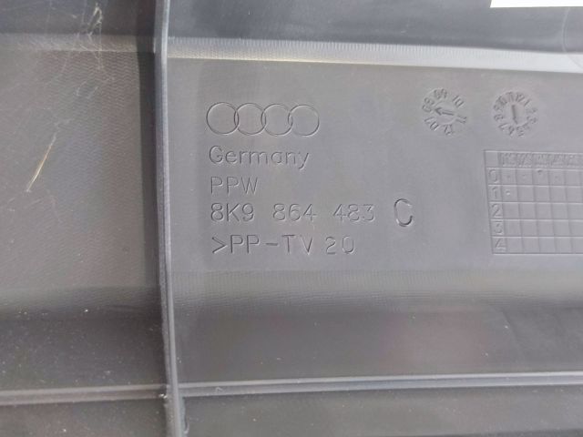 bontott AUDI A4 B8 Csomagtérajtó Díszléc