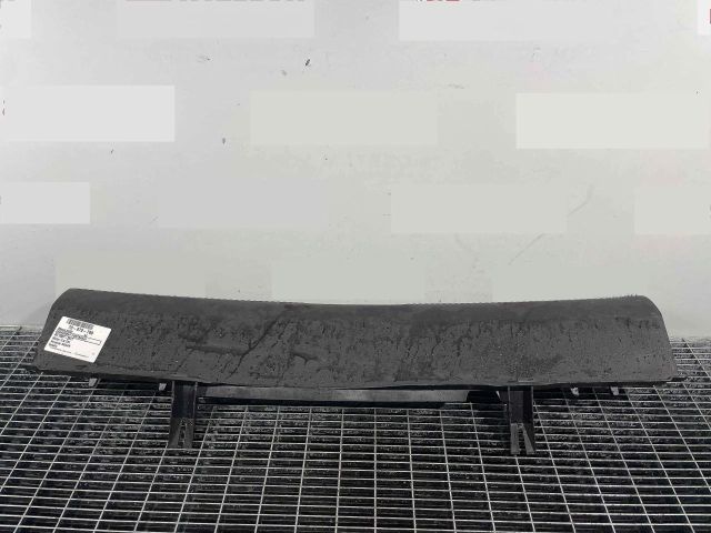 bontott AUDI A4 B8 Csomagtérajtó Díszléc