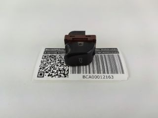 bontott AUDI A4 B8 Csomagtérajtó Kapcsoló