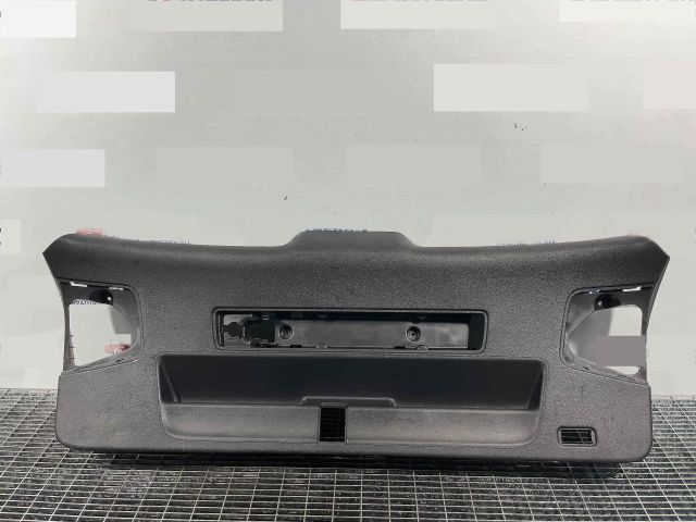 bontott AUDI A4 B8 Csomagtérajtó Kárpit