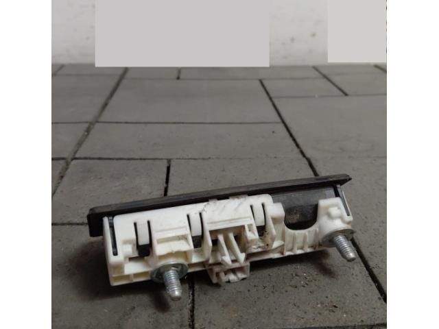 bontott AUDI A4 B8 Csomagtérajtó Kilincs