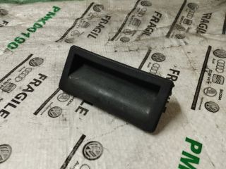 bontott AUDI A4 B8 Csomagtérajtó Kilincs