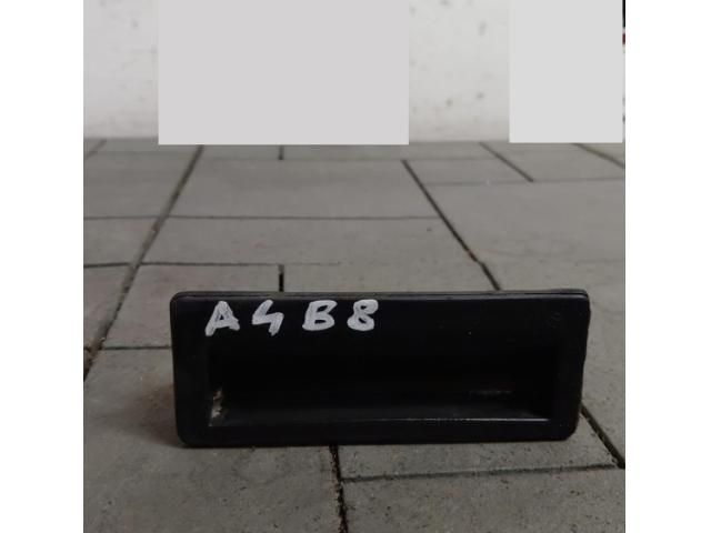 bontott AUDI A4 B8 Csomagtérajtó Kilincs