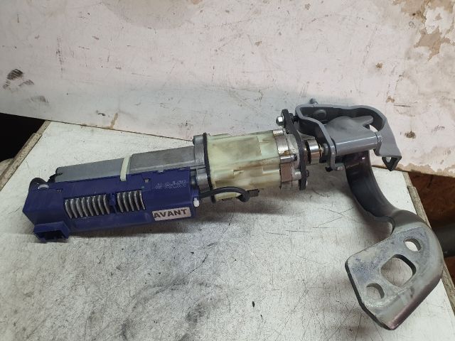 bontott AUDI A4 B8 Csomagtérajtó Motor