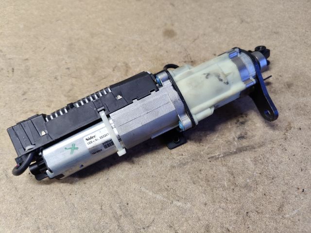 bontott AUDI A4 B8 Csomagtérajtó Motor