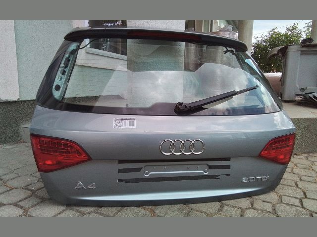 bontott AUDI A4 B8 Csomagtérajtó (Részeivel)