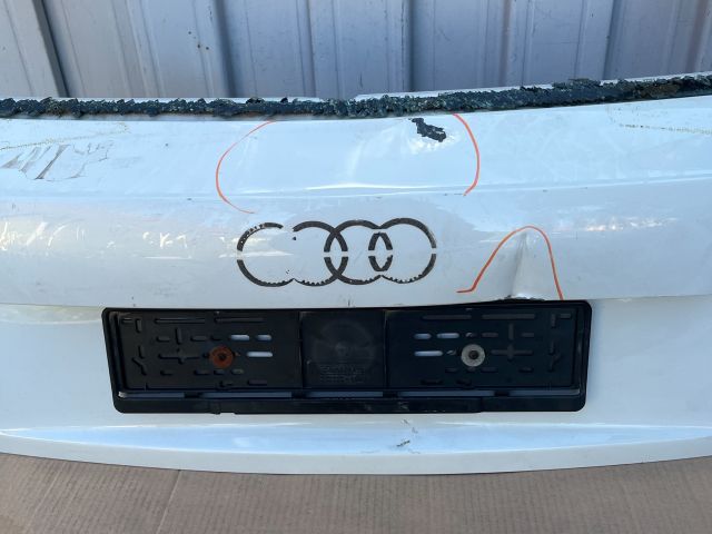 bontott AUDI A4 B8 Csomagtérajtó (Üres lemez)