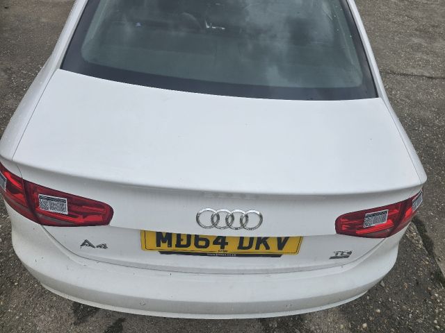 bontott AUDI A4 B8 Csomagtérajtó (Üres lemez)