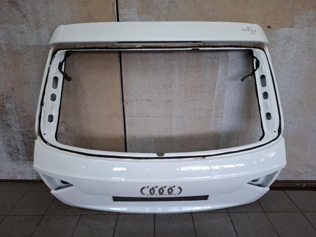 bontott AUDI A4 B8 Csomagtérajtó (Üres lemez)