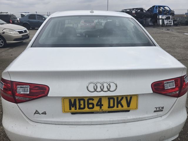 bontott AUDI A4 B8 Csomagtérajtó (Üres lemez)