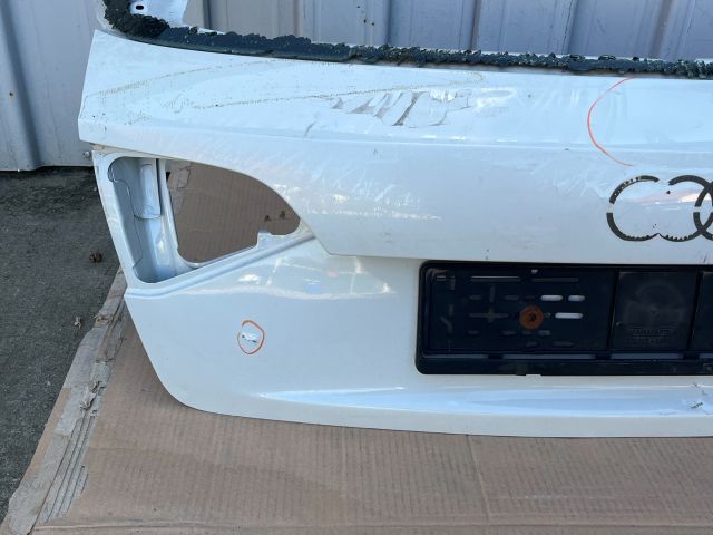 bontott AUDI A4 B8 Csomagtérajtó (Üres lemez)