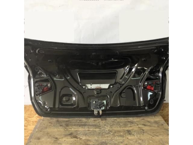 bontott AUDI A4 B8 Csomagtérajtó (Üres lemez)