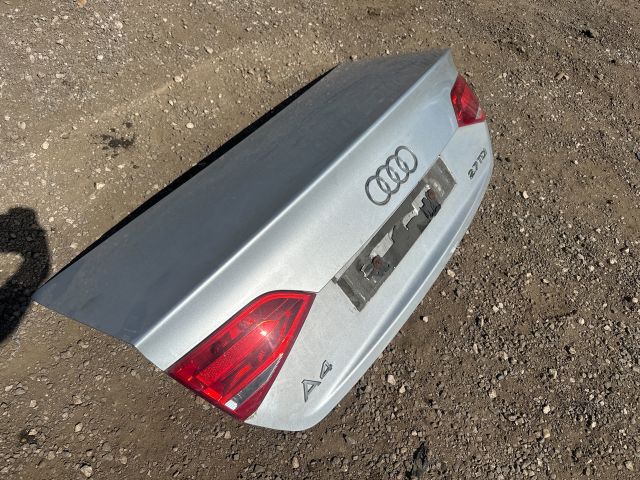 bontott AUDI A4 B8 Csomagtérajtó (Üres lemez)