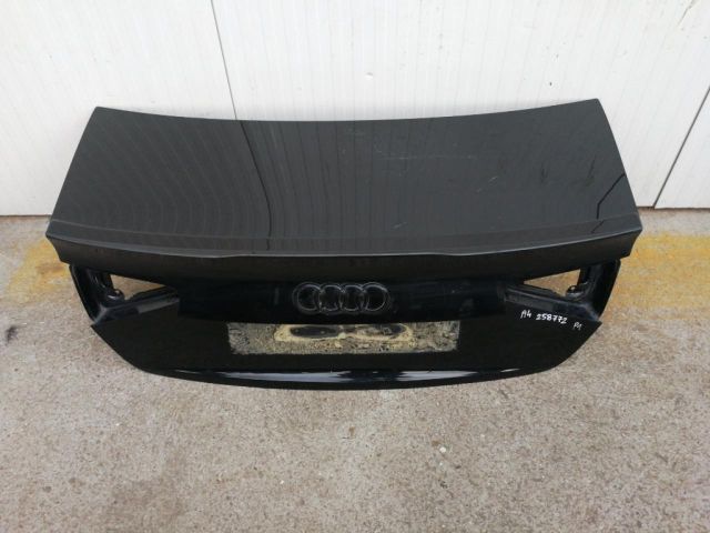 bontott AUDI A4 B8 Csomagtérajtó (Üres lemez)