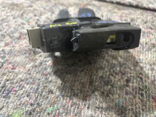 bontott AUDI A4 B8 Csomagtérajtó Zárbetét