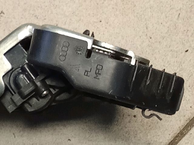 bontott AUDI A4 B8 Csomagtérajtó Zárszerkezet