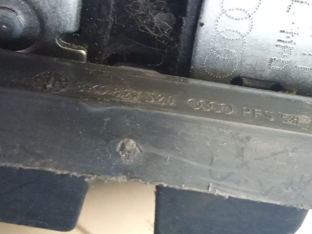 bontott AUDI A4 B8 Csomagtérajtó Zárszerkezet