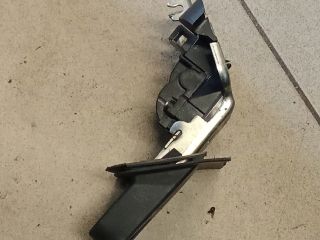 bontott AUDI A4 B8 Csomagtérajtó Zárszerkezet