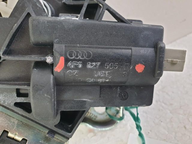 bontott AUDI A4 B8 Csomagtérajtó Zárszerkezet