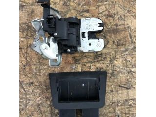 bontott AUDI A4 B8 Csomagtérajtó Zárszerkezet