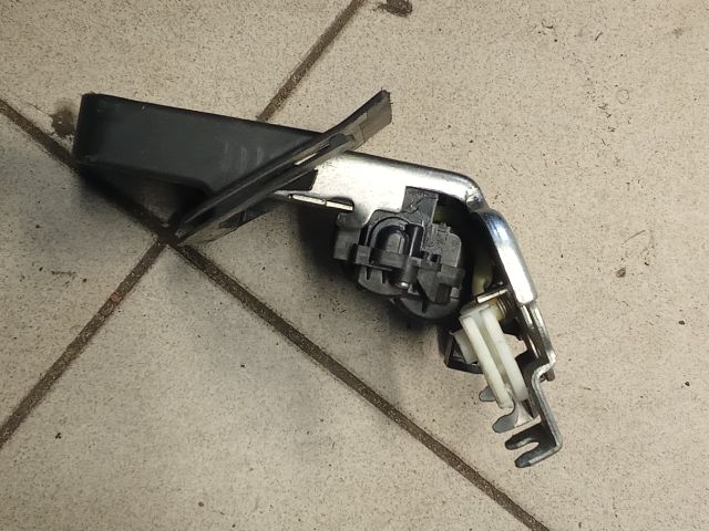 bontott AUDI A4 B8 Csomagtérajtó Zárszerkezet