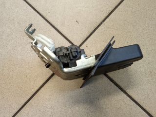 bontott AUDI A4 B8 Csomagtérajtó Zárszerkezet