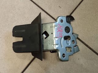 bontott AUDI A4 B8 Csomagtérajtó Zárszerkezet