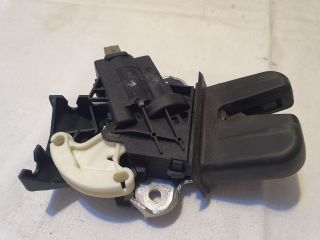 bontott AUDI A4 B8 Csomagtérajtó Zárszerkezet