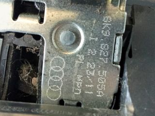 bontott AUDI A4 B8 Csomagtérajtó Zárszerkezet