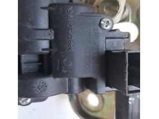 bontott AUDI A4 B8 Csomagtérajtó Zárszerkezet